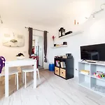 Attic Central With A Superb City View